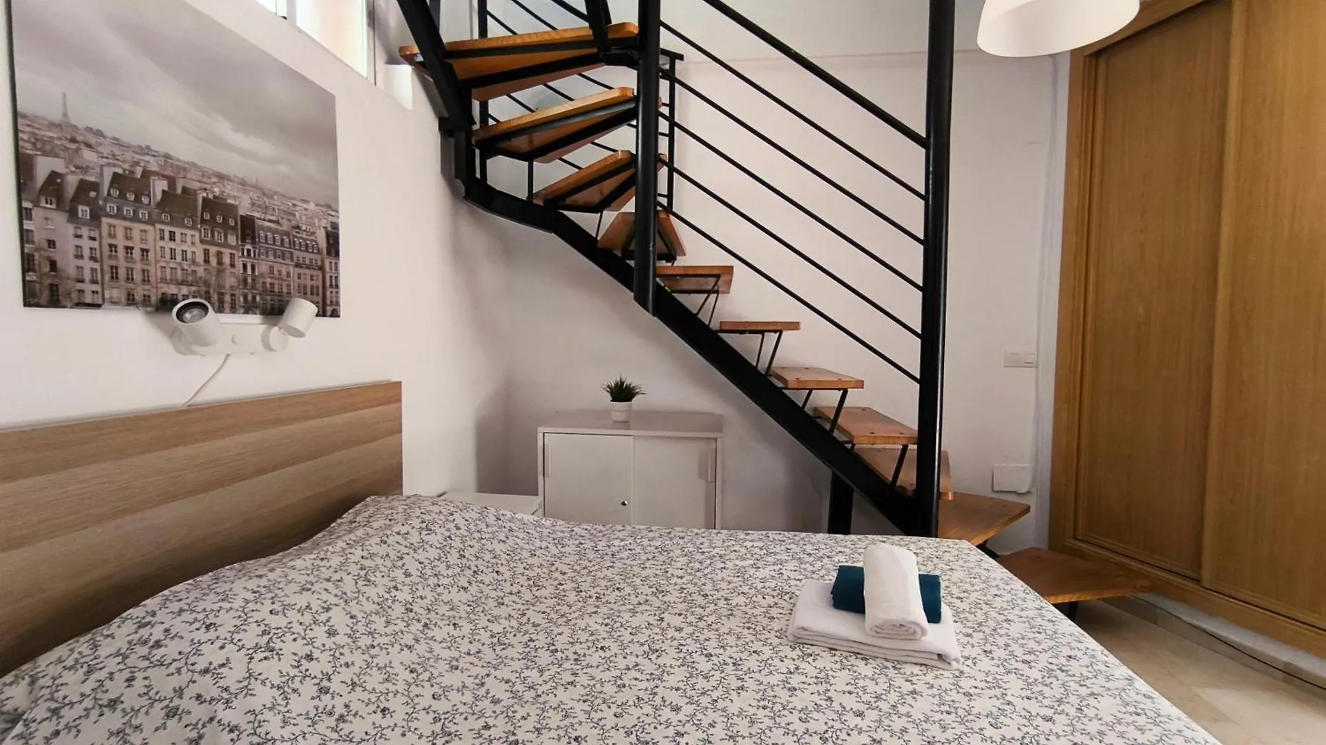 Cosy Duplex Flat In The Heart Of Malaga Apartment